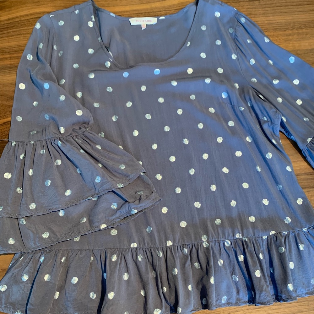 Solitaire women's bell sleeved loose fit pull on top, grey, metallic silver dots